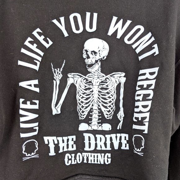 THE DRIVE CLOTHING Cropped Hoodie - Picture 5 of 5